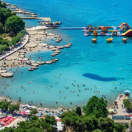 New! With Shared Pool, 아파트 *