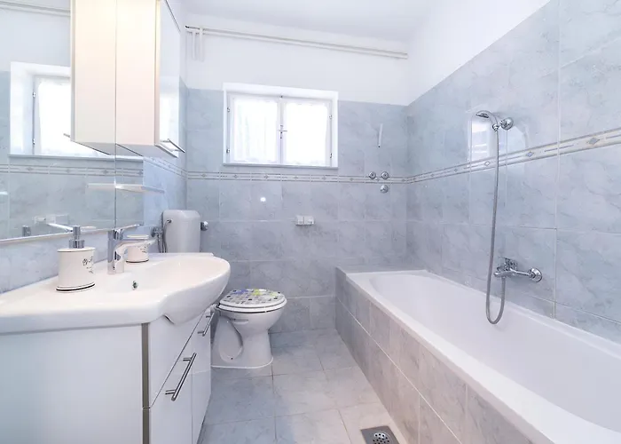 Apartamento New! With Shared Pool, *