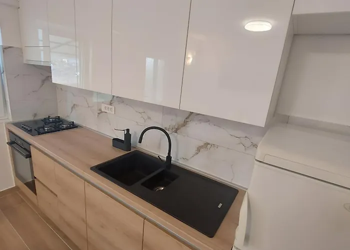 New! With Shared Pool, *