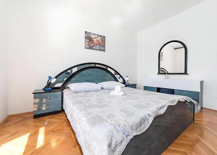 Apartamento New! With Shared Pool, *