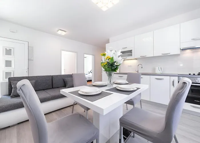 Apartamento New! With Shared Pool,