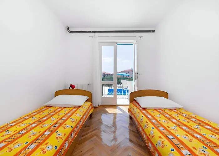 New! With Shared Pool, Апартаменты