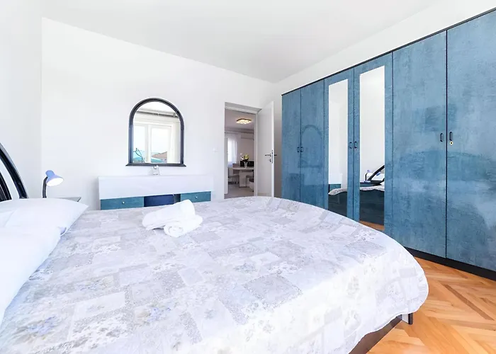 New! With Shared Pool, * Vodice