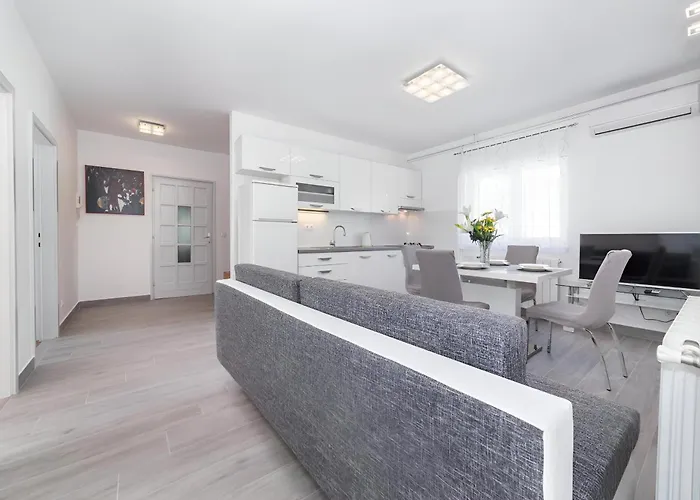 New! With Shared Pool, *