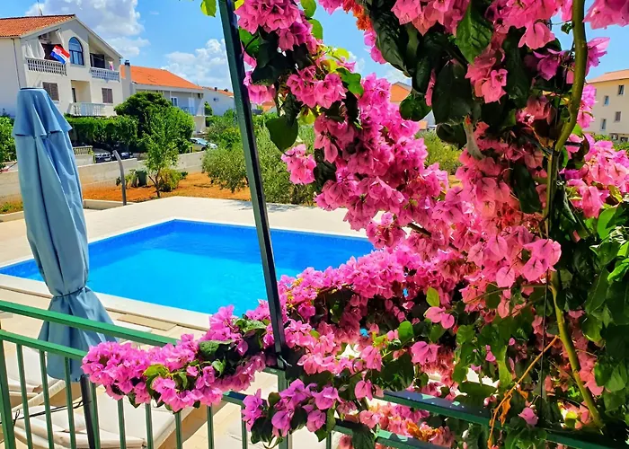 New! With Shared Pool, *